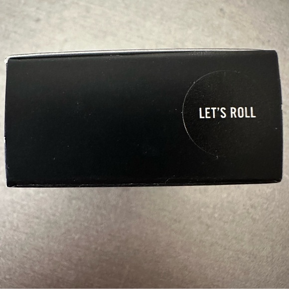 NWOT MAC LET’S ROLL Dazzleshadow - Picture 2 of 3